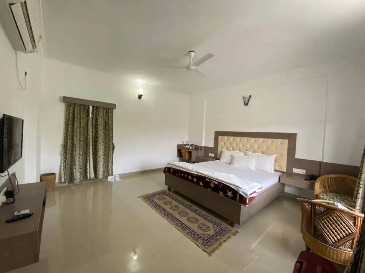Sundarban hilsa festival plan with deluxe hotel room from Tourist Hub India