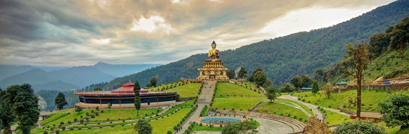 Wonderful West Sikkim Package Tour Booking from Siliguri with Tourist Hub India - The Best West Sikkim Package Tour Operator in Kolkata