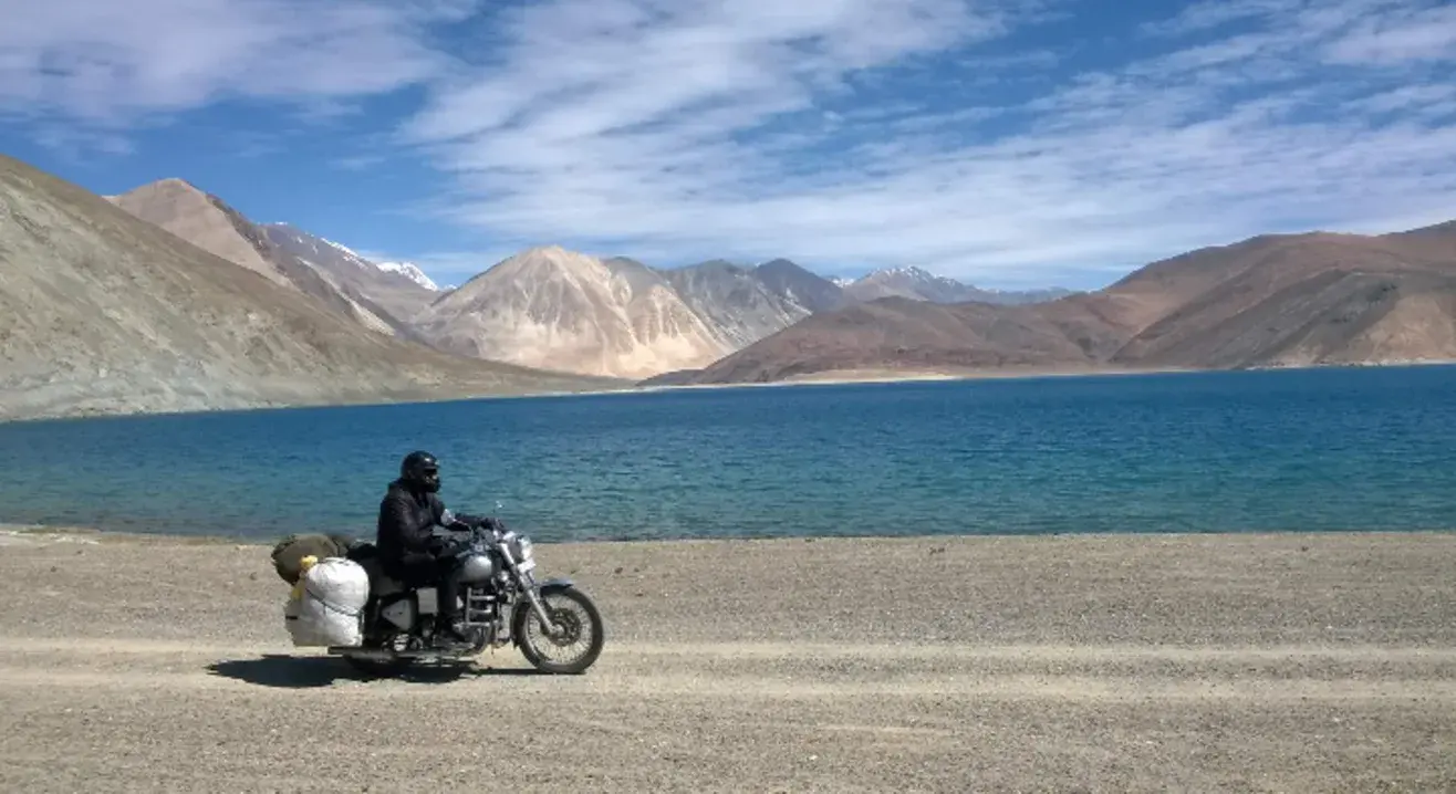 ladakh tour package booking from kolkata with touristhubindia