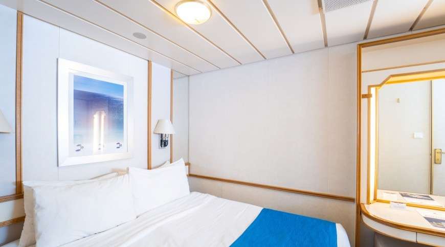 Interior Premium (IP) Privileges cabin