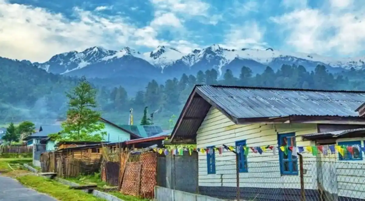 anini mechuka tour from Dibrugarh with Touristhub Holidays